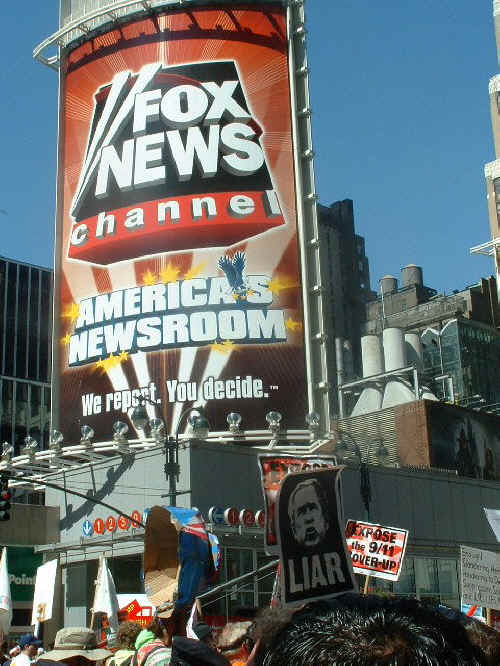 RNC023.JPG (93635 bytes)